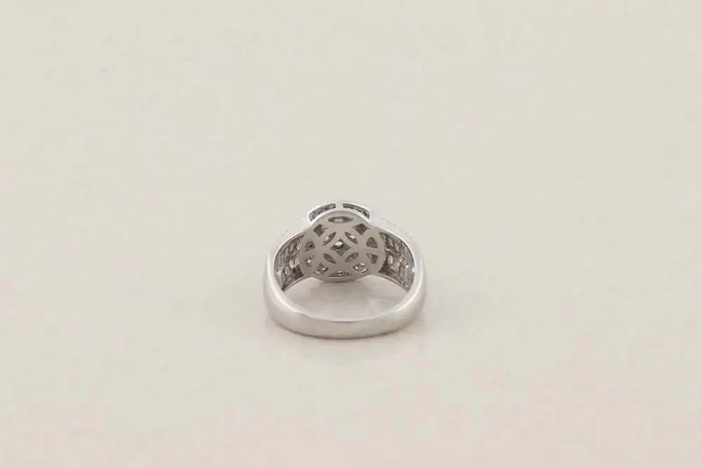Sterling Silver Sparkly Bold Cubic Zirconia Cluster Ring Size 9 1/4